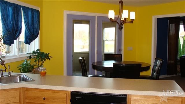 9205 Maples Road Fort Wayne, IN 46816 - Photo 9 of 17