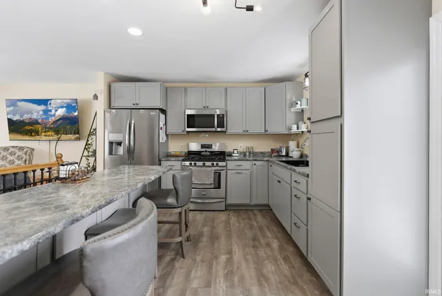 $202,900 | 1025 Ferguson Avenue, Fort Wayne, IN 46805