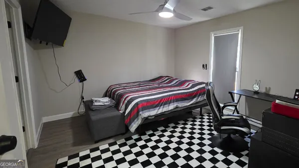 a view of walk in closet