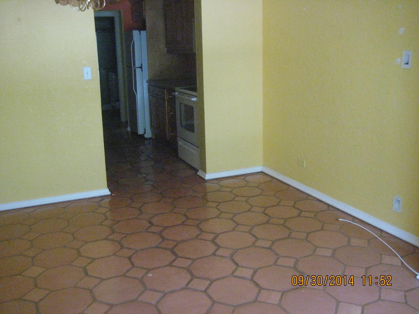 3660 Inverrary Drive, Unit 3J Lauderhill, FL 33319 - Photo 7 of 29 IMG_0257