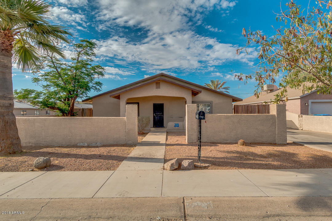 2920 East Chipman Road Phoenix, AZ 85040 - Photo 1 of 29 01-Chipman_
