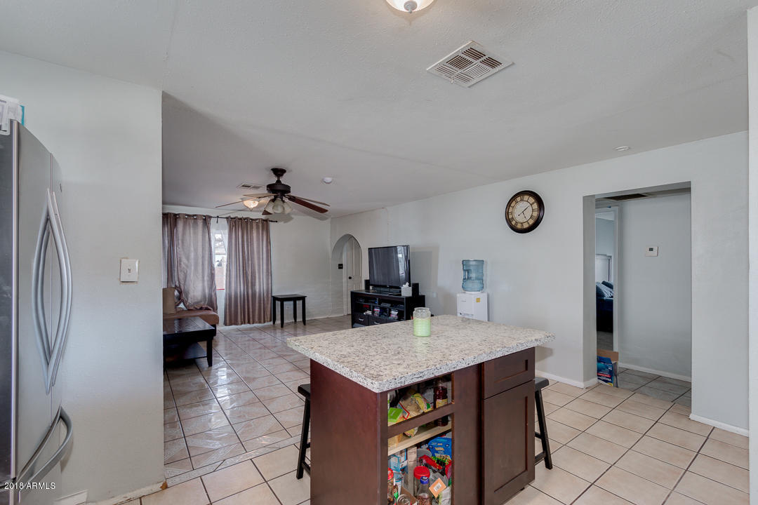 2920 East Chipman Road Phoenix, AZ 85040 - Photo 13 of 29 13-Chipman_