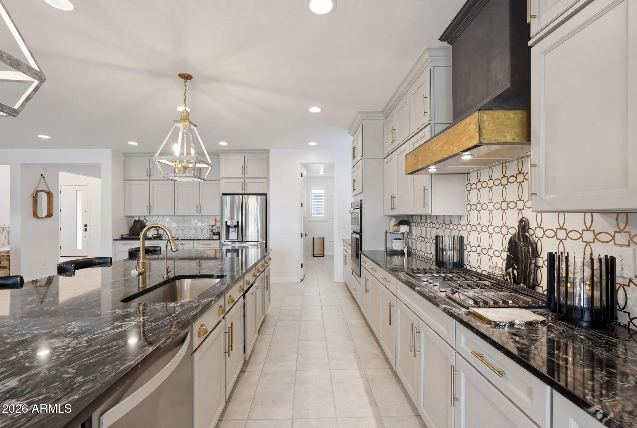 22607 East Russet Road Queen Creek, AZ 85142 - Photo 18 of 64 Luxury Kitchen