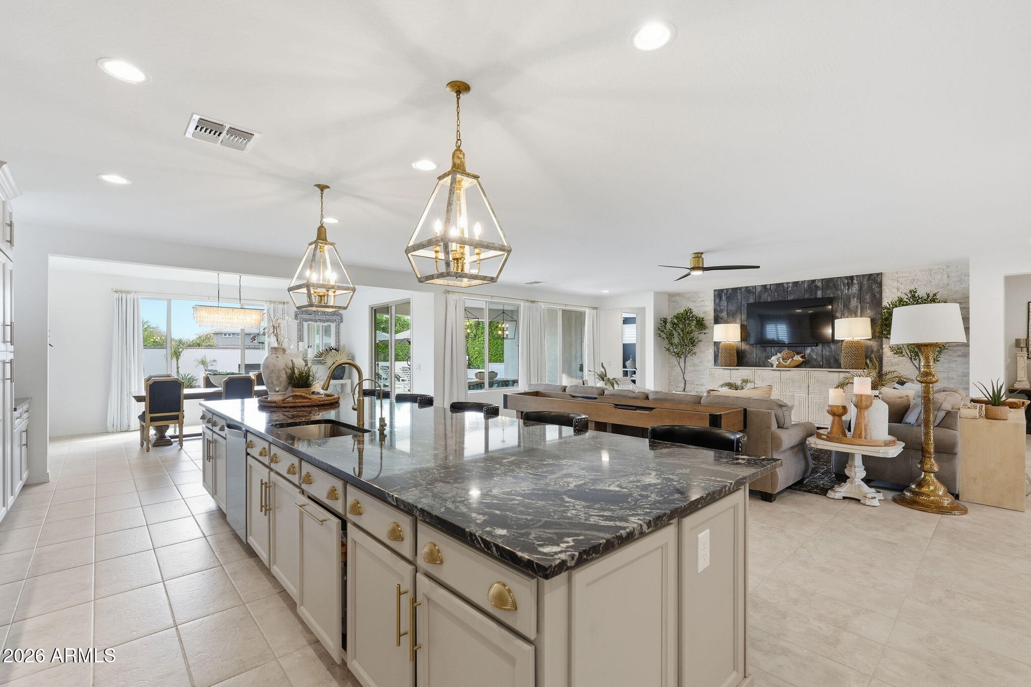 22607 East Russet Road Queen Creek, AZ 85142 - Photo 19 of 64 Luxury Kitchen