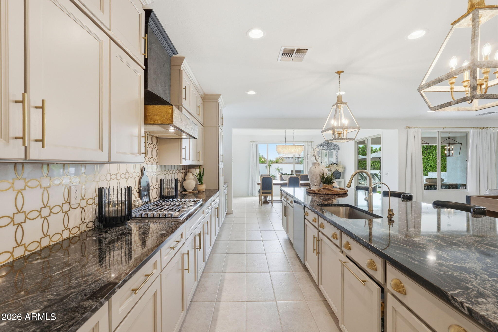 22607 East Russet Road Queen Creek, AZ 85142 - Photo 20 of 64 Luxury Kitchen