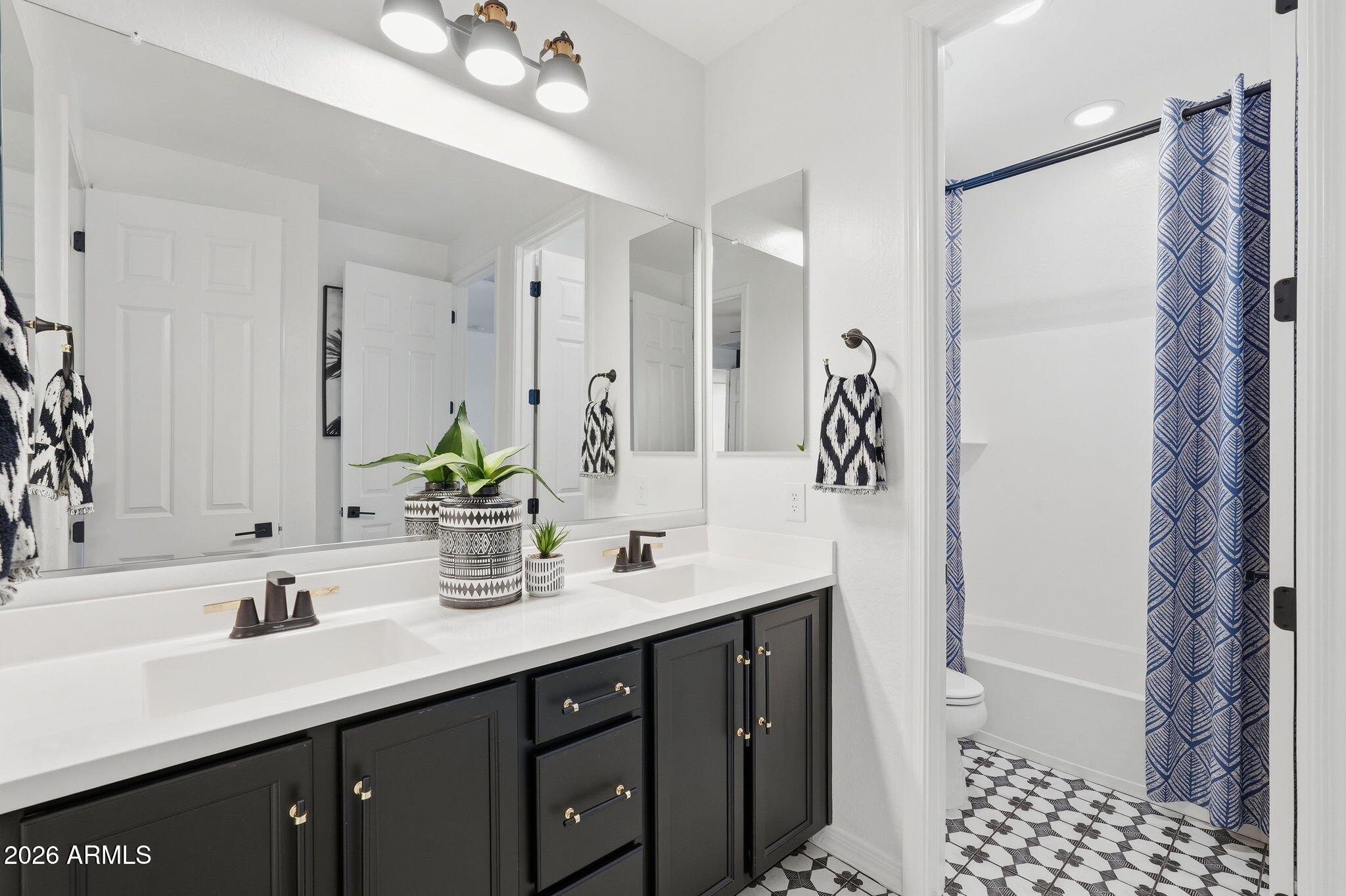 22607 East Russet Road Queen Creek, AZ 85142 - Photo 41 of 64 bathroom