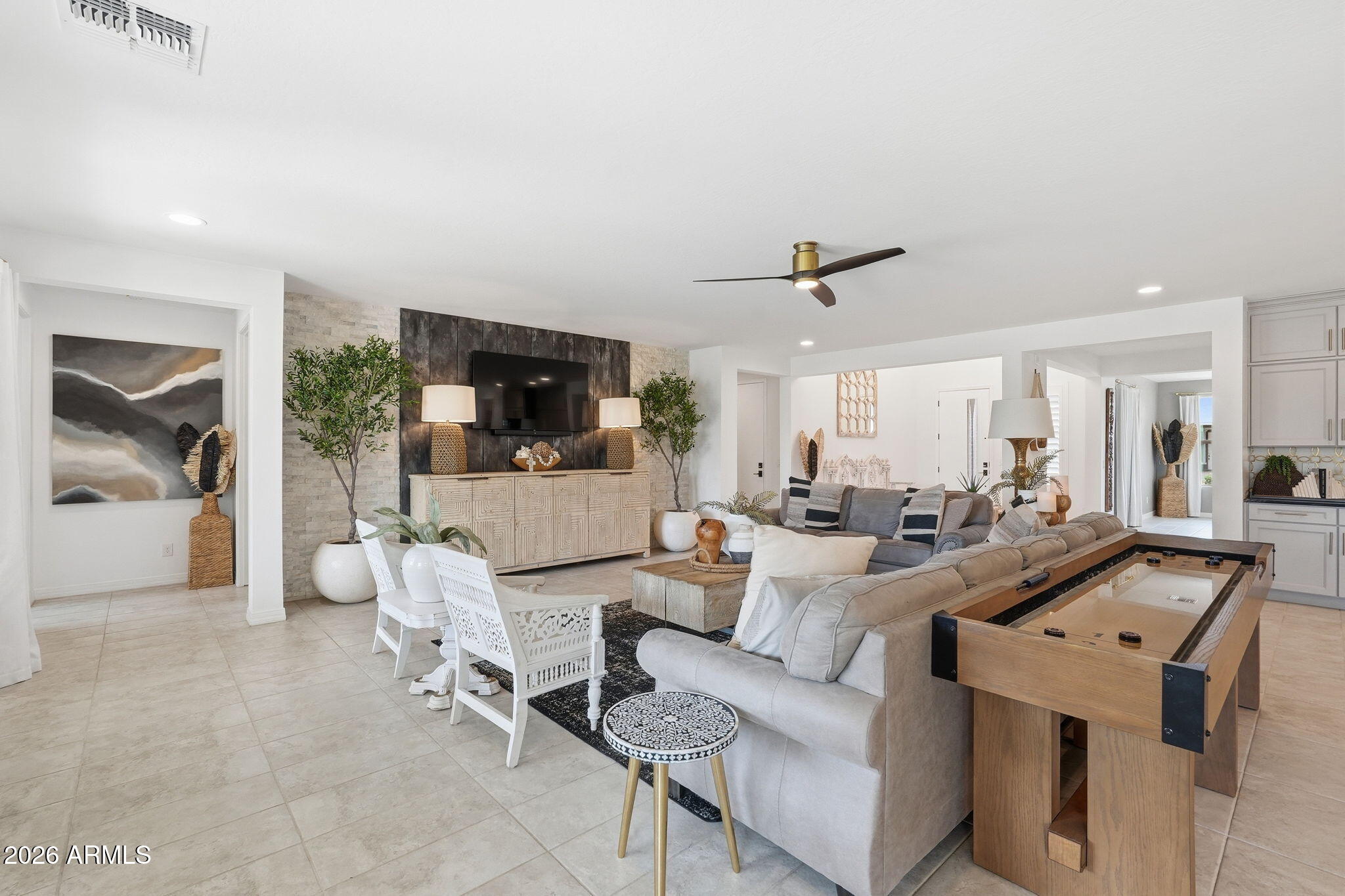 22607 East Russet Road Queen Creek, AZ 85142 - Photo 7 of 64 Greatroom