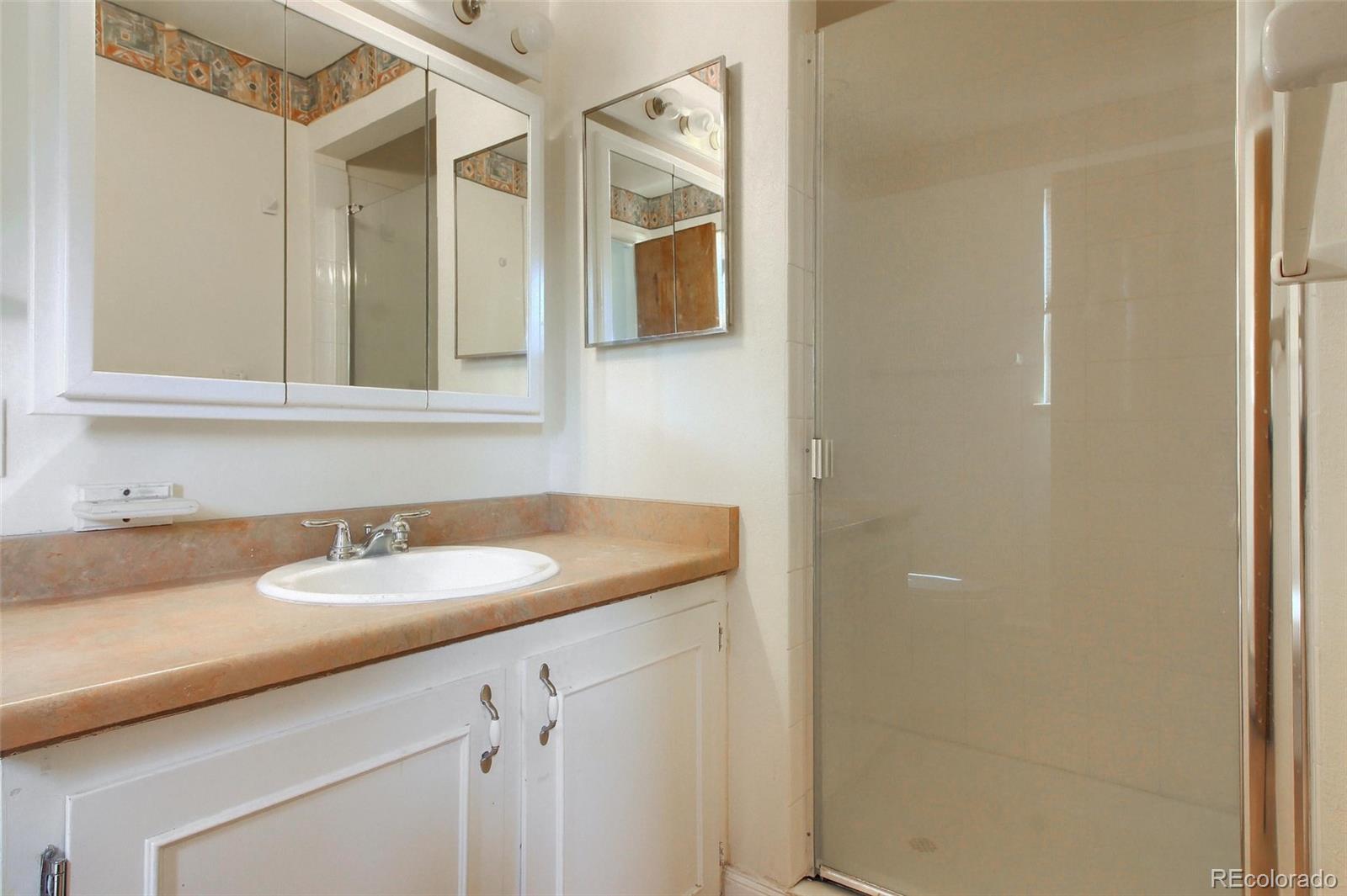 9059 South Hillview Road Morrison, CO 80465 - Photo 15 of 23 Gallery Image 15