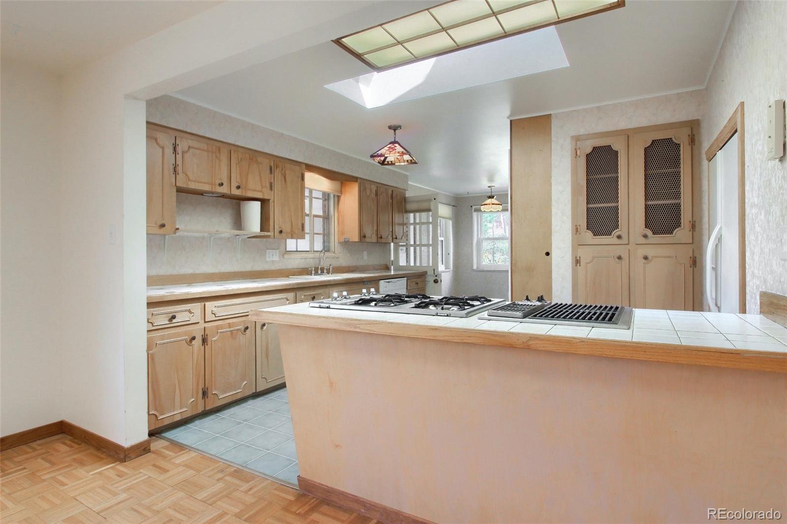 9059 South Hillview Road Morrison, CO 80465 - Photo 8 of 23 Gallery Image 8