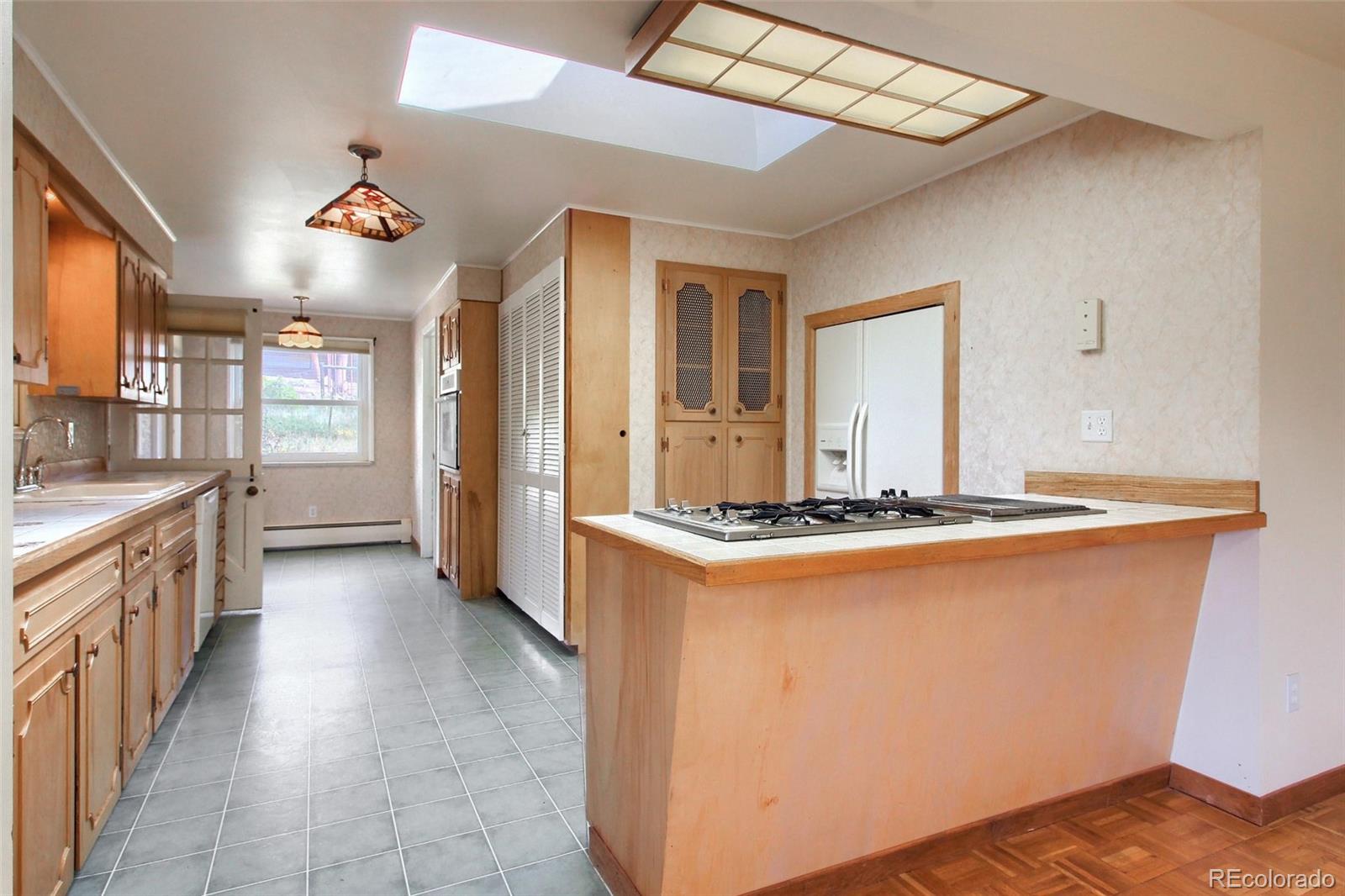 9059 South Hillview Road Morrison, CO 80465 - Photo 10 of 23 Gallery Image 10