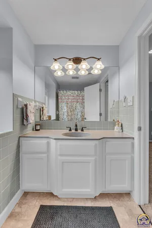 $530,000 | 4210 Wam-Teau Drive, Wamego, KS 66547
