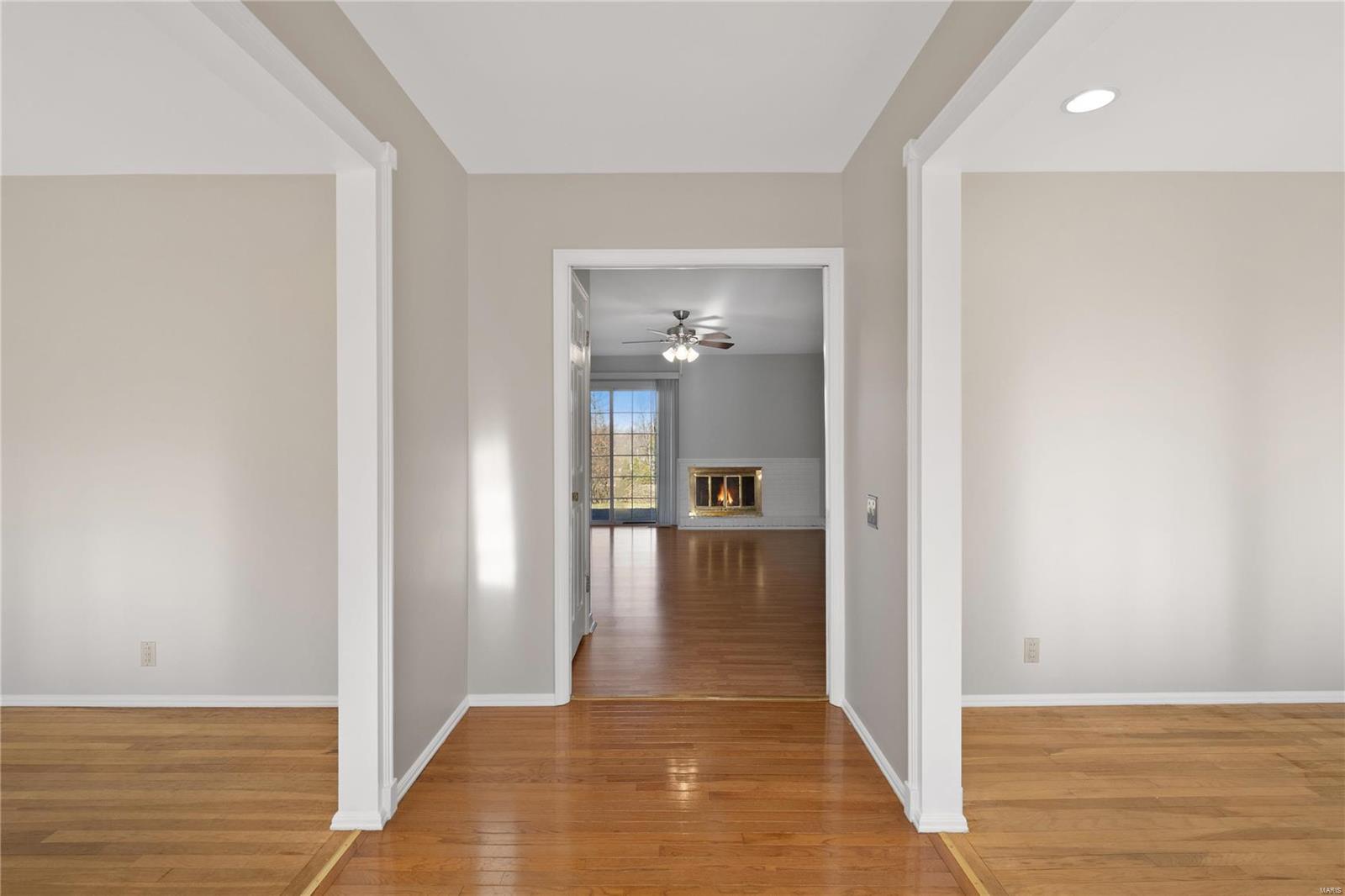 15575 Clayton Road Ballwin, MO 63011 - Photo 19 of 36 Gallery Image 19