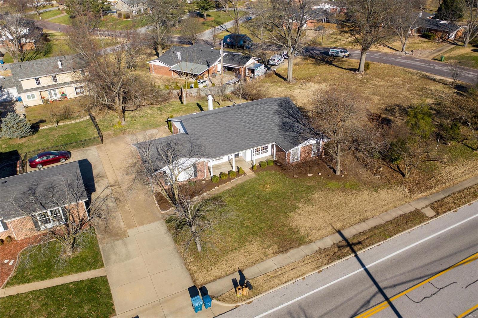 15575 Clayton Road Ballwin, MO 63011 - Photo 7 of 36 Gallery Image 7