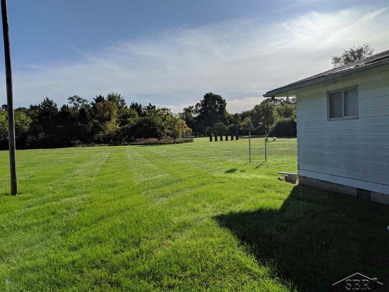 235-237 Lutzke Road Saginaw, MI 48609 - Photo 12 of 14 31396845-11.JPG