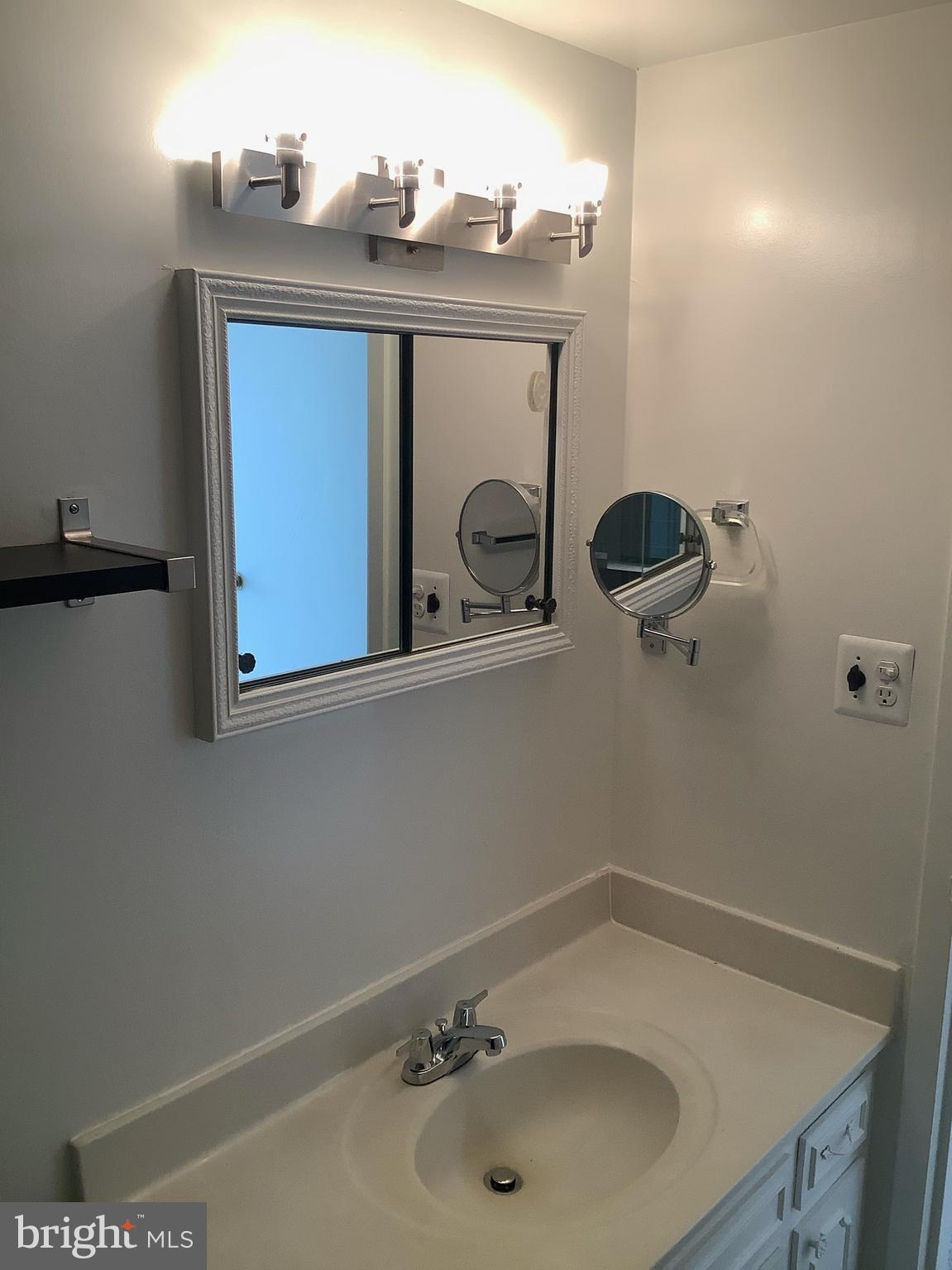 9701 Fields Road, Unit 2408 Gaithersburg, MD 20878 - Photo 13 of 46