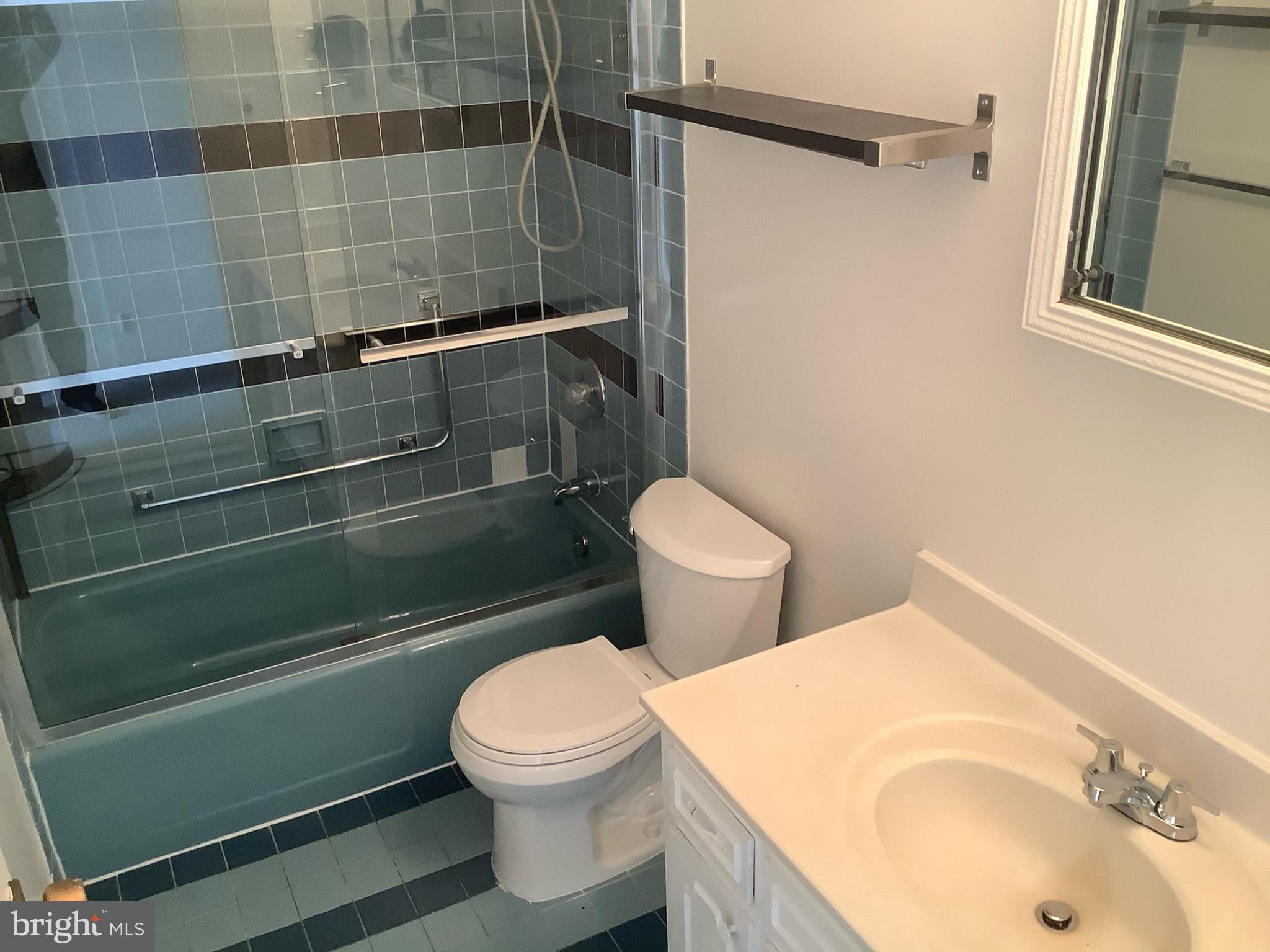 9701 Fields Road, Unit 2408 Gaithersburg, MD 20878 - Photo 14 of 46