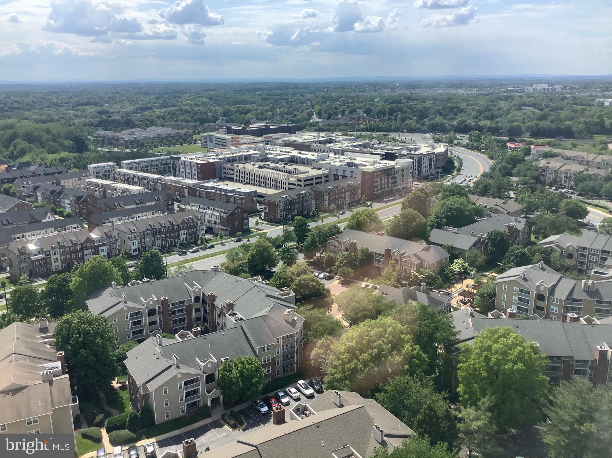 9701 Fields Road, Unit 2408 Gaithersburg, MD 20878 - Photo 33 of 46