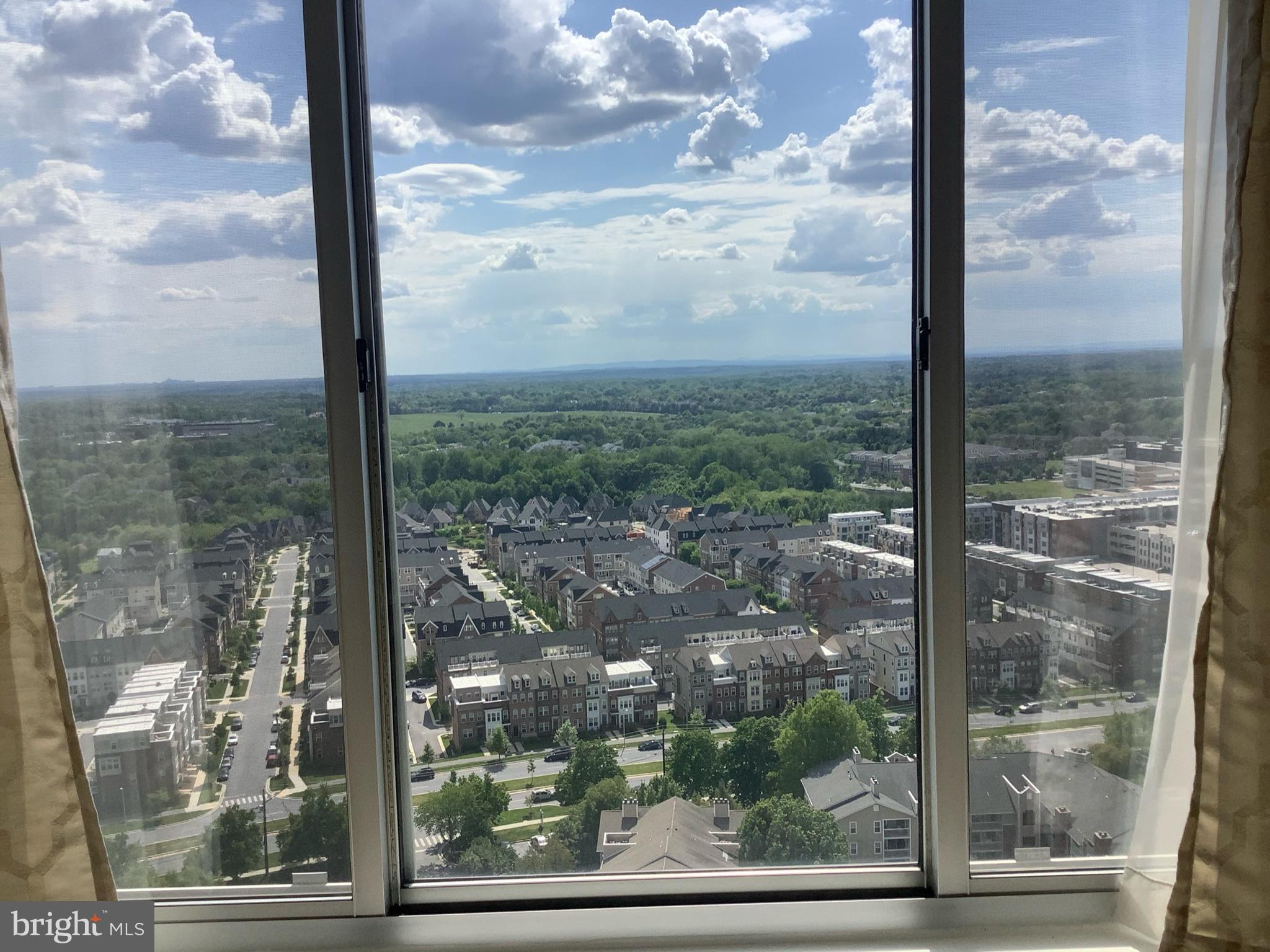 9701 Fields Road, Unit 2408 Gaithersburg, MD 20878 - Photo 36 of 46