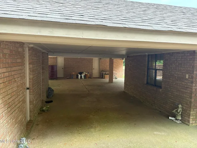 $225,000 | 203 Oak Court, Hollandale, MS 38748