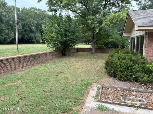 $225,000 | 203 Oak Court, Hollandale, MS 38748