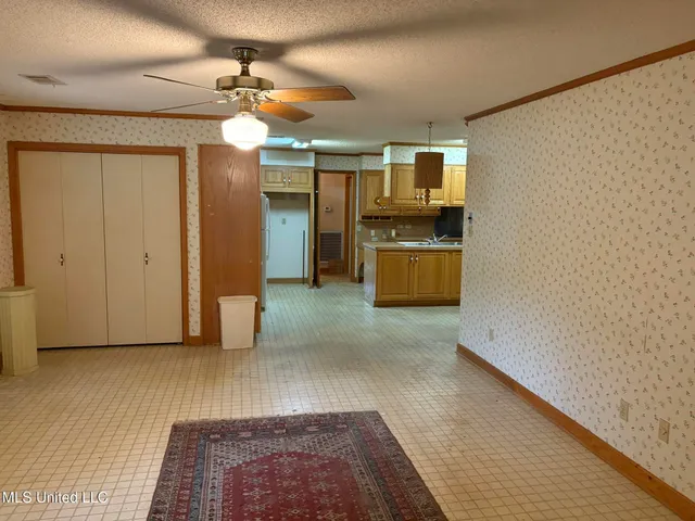 $225,000 | 203 Oak Court, Hollandale, MS 38748