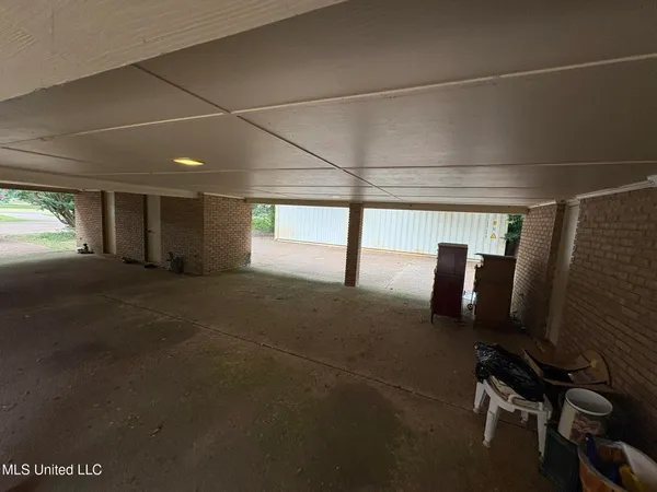 $225,000 | 203 Oak Court, Hollandale, MS 38748