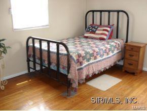 1912 Johnson Road Granite City, IL 62040 - Photo 8 of 11 Gallery Image 8