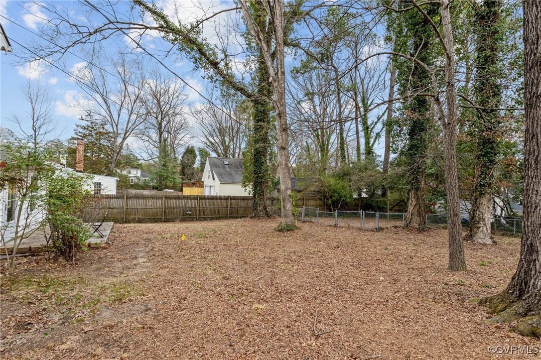 10507 Gayton Road Henrico, VA 23238 - Photo 34 of 47 View of yard with fence