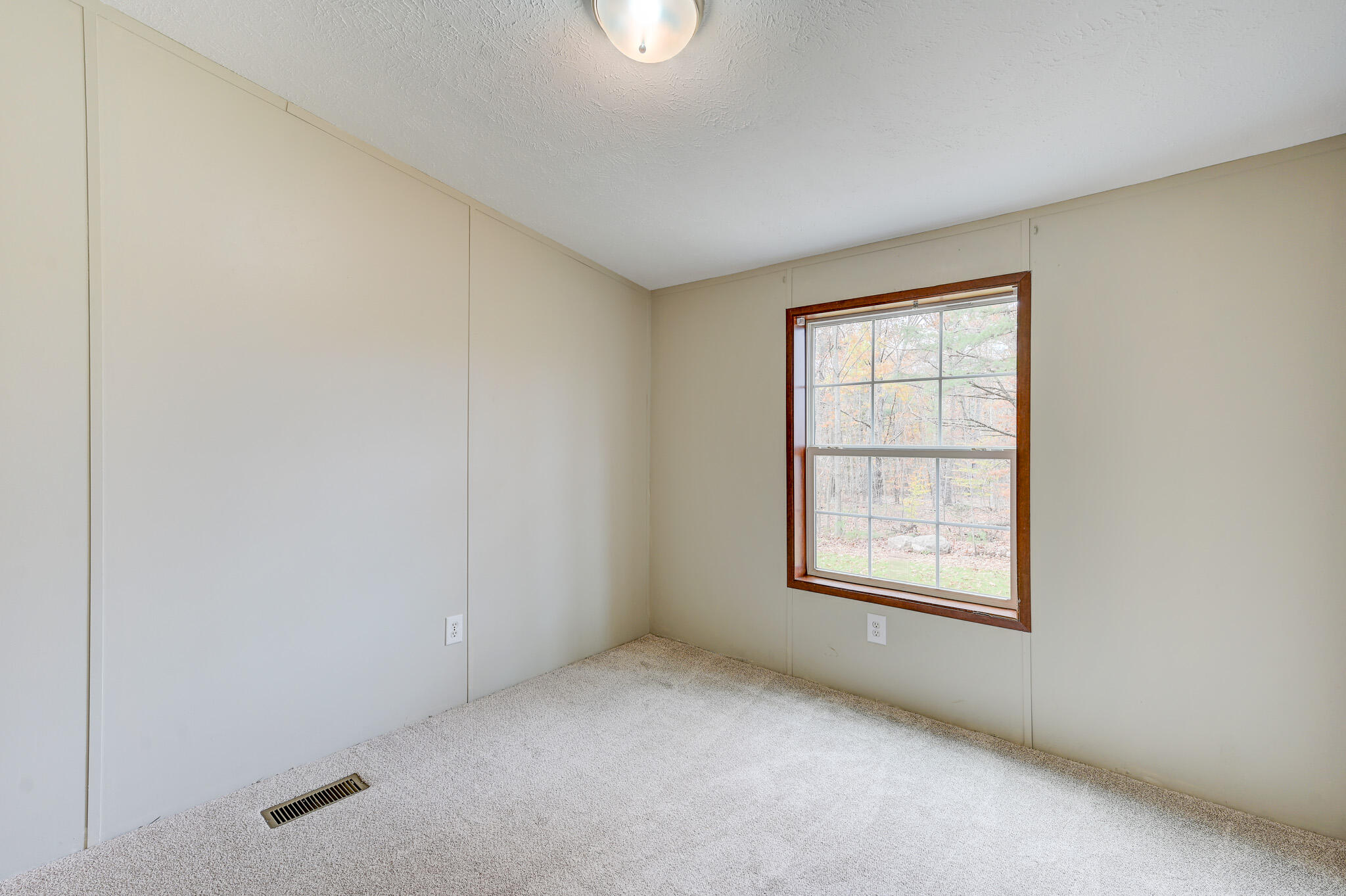 55 Mudgett Road Parsonsfield, ME 04047 - Photo 27 of 30 55MR-32