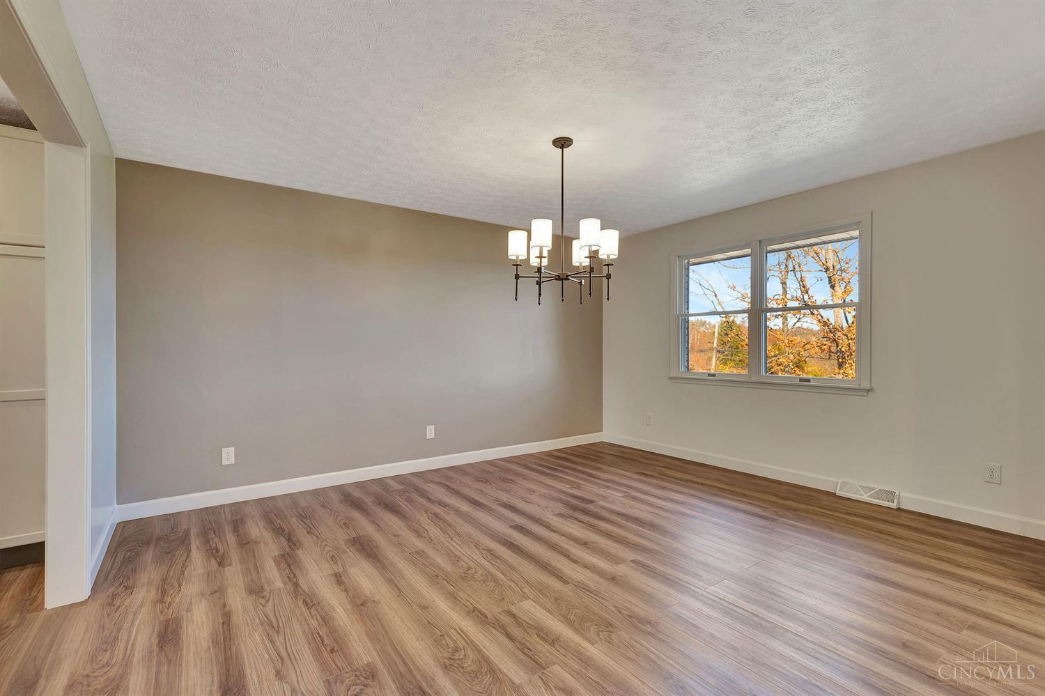 1671 Hamilton Richmond Road Hamilton, OH 45013 - Photo 15 of 48 Gallery Image 15