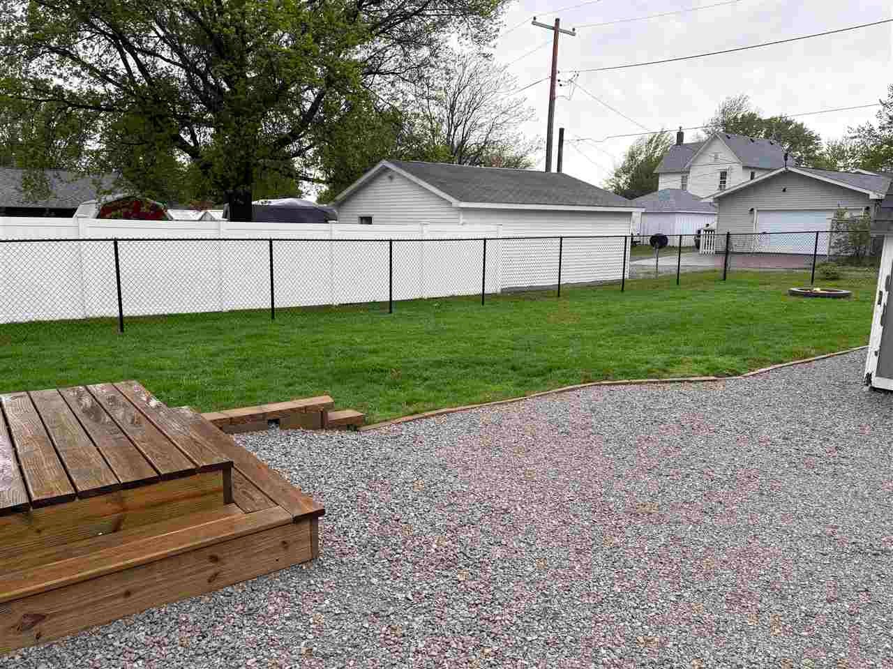 515 South Riggs Street Lone Tree, IA 52755 - Photo 30 of 32 Gallery Image 30