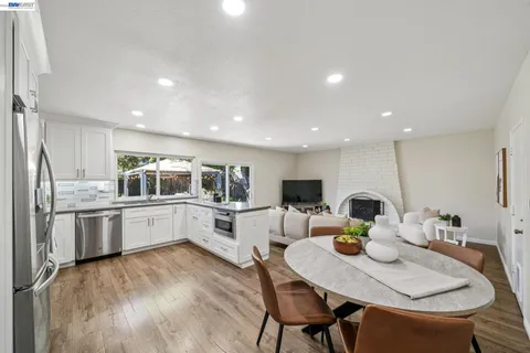 $1,699,000 | 7403 Hillsdale Drive, Pleasanton, CA 94588