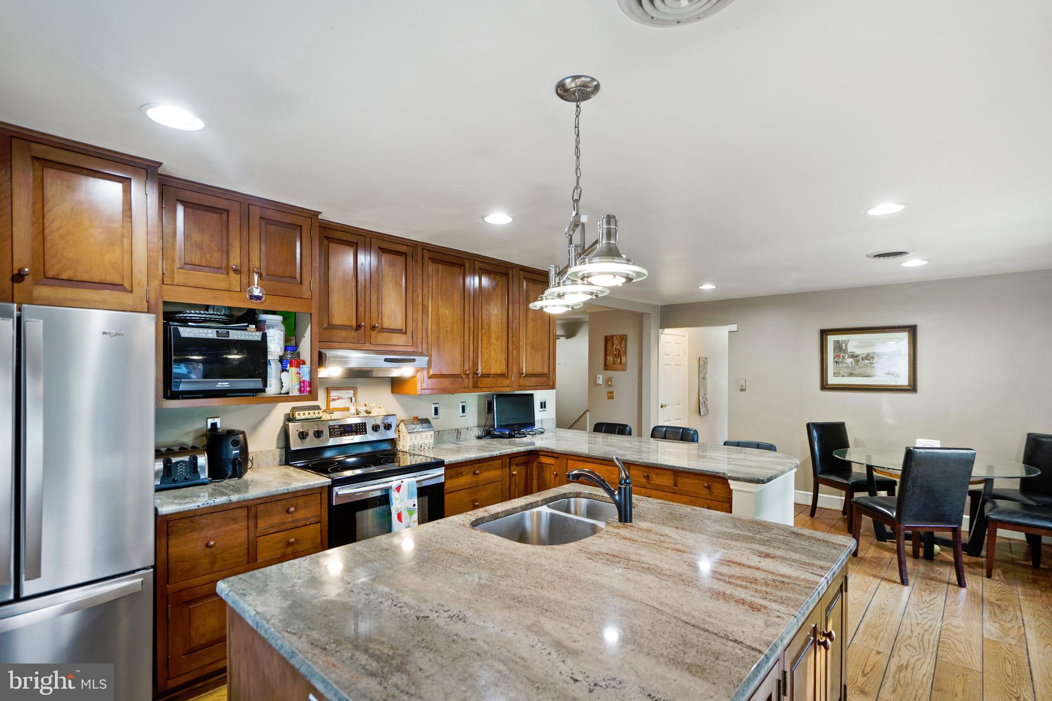 20316 Townsend Road Rohrersville, MD 21779 - Photo 23 of 76 Kitchen, New Stainless Refrigerator 2020
