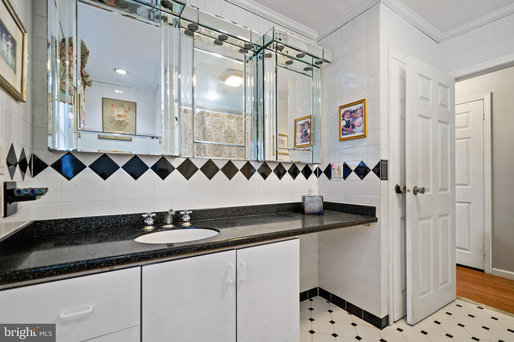 20316 Townsend Road Rohrersville, MD 21779 - Photo 39 of 76 Full Bath