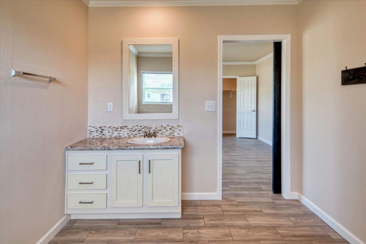 241 East Flag Creek Ranch Road Llano, TX 78643 - Photo 20 of 38