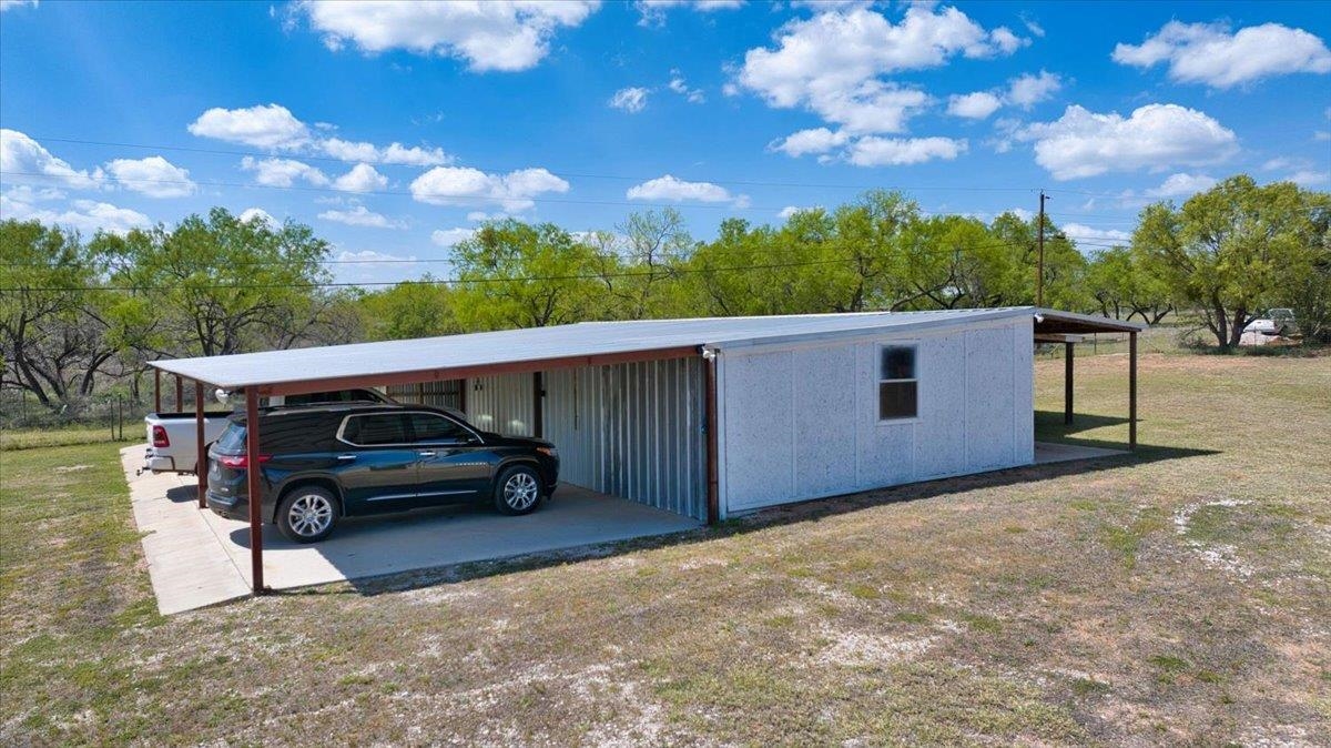 241 East Flag Creek Ranch Road Llano, TX 78643 - Photo 32 of 38