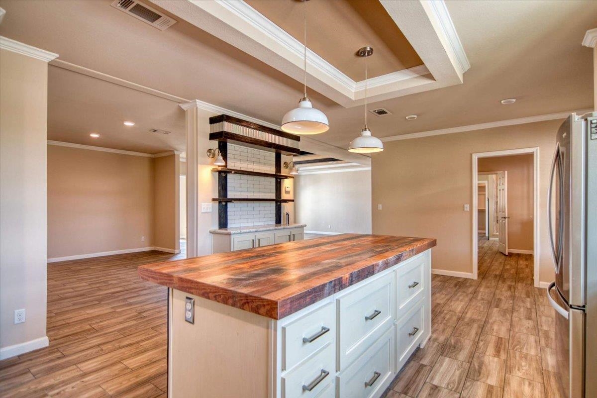 241 East Flag Creek Ranch Road Llano, TX 78643 - Photo 7 of 38