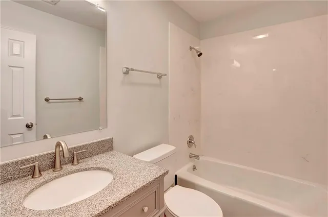 $1,500 | 146 Orchard Road, Unit C, River Ridge, LA 70123