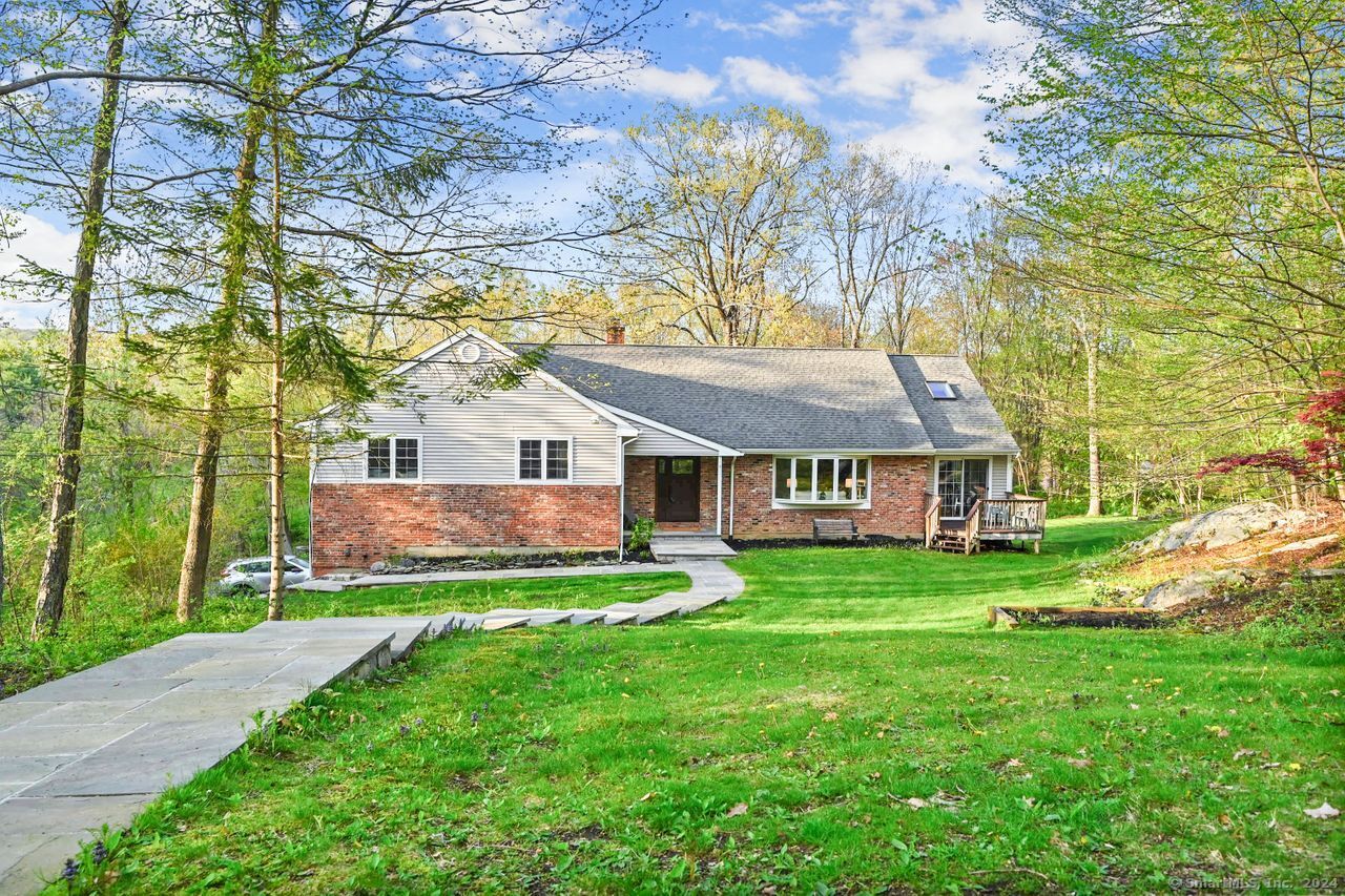 14 Obtuse Rocks Road Brookfield, CT 06804 - Photo 1 of 1