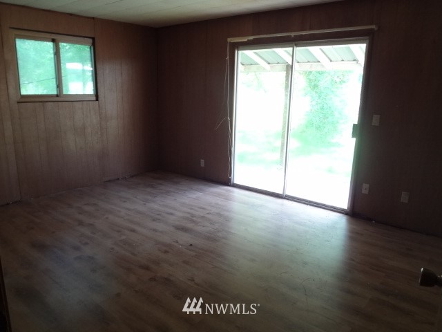 2042 Delameter Road Castle Rock, WA 98611 - Photo 5 of 20 Gallery Image 5
