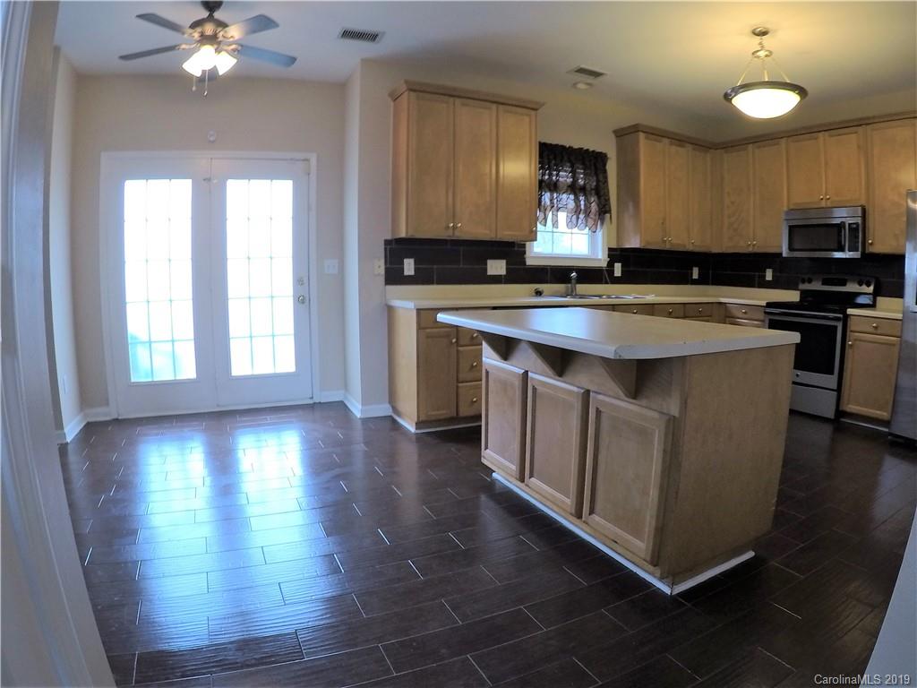 10613 Hellebore Road Charlotte, NC 28213 - Photo 11 of 31