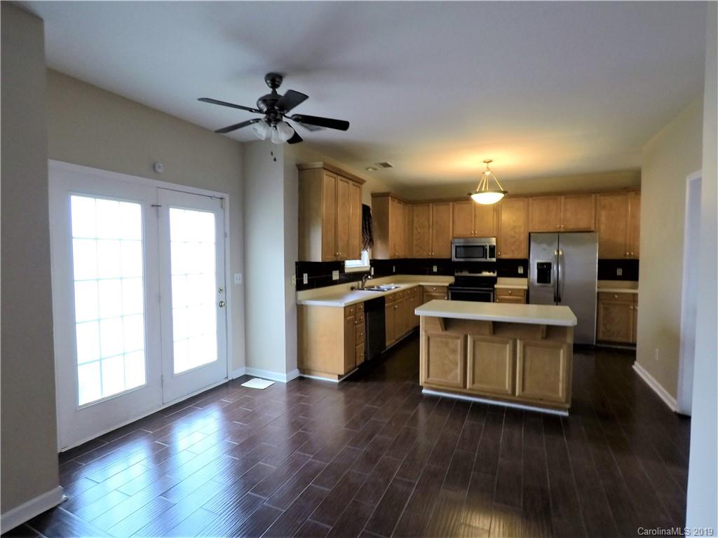 10613 Hellebore Road Charlotte, NC 28213 - Photo 13 of 31