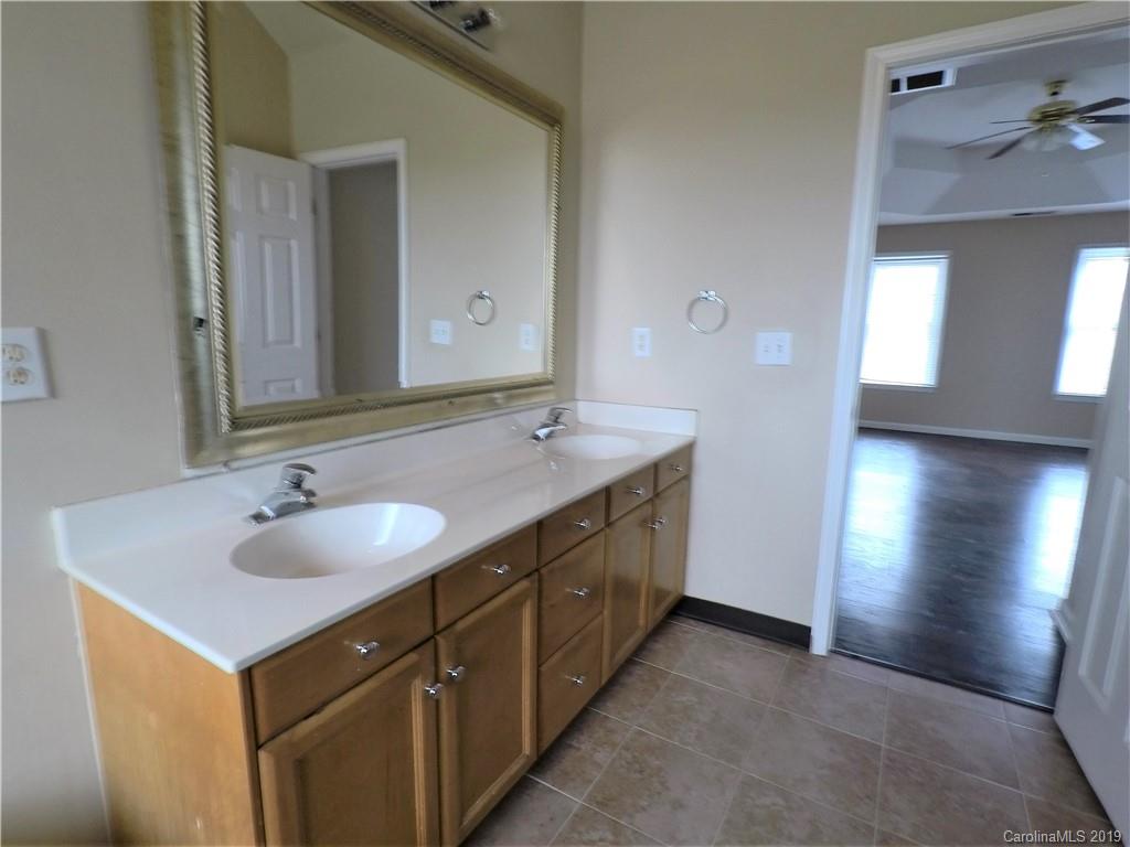 10613 Hellebore Road Charlotte, NC 28213 - Photo 21 of 31