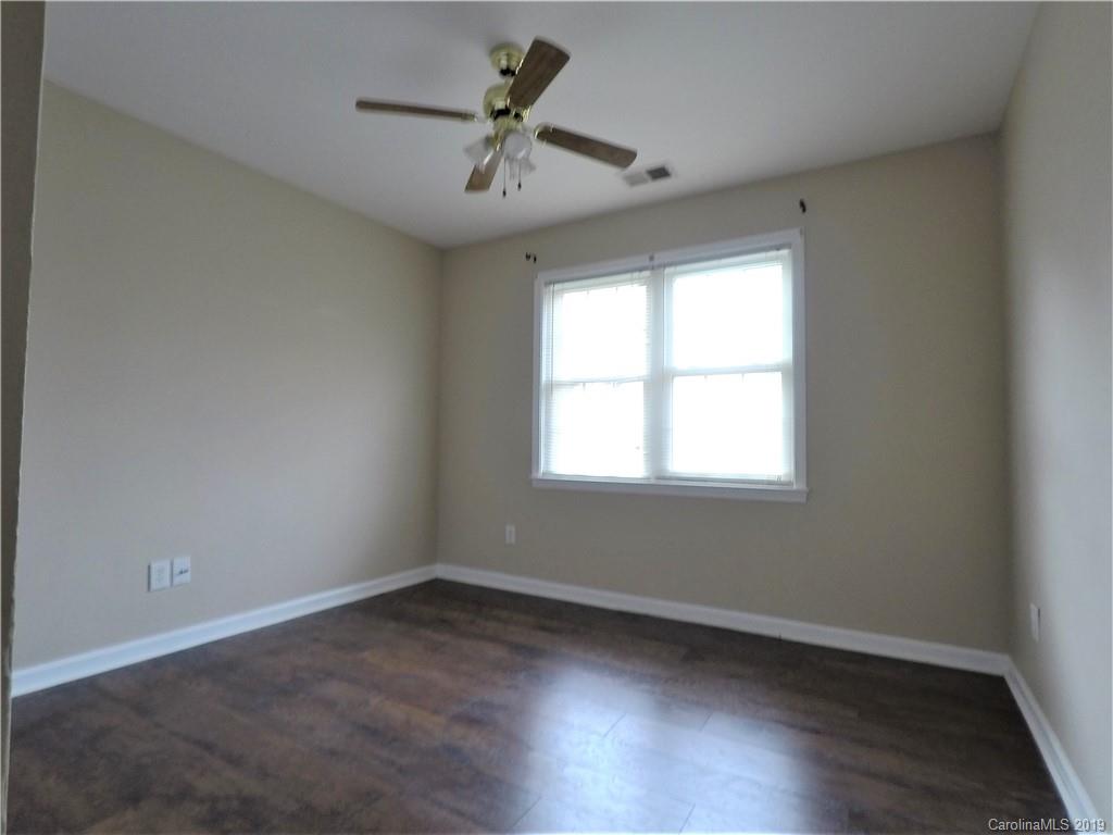 10613 Hellebore Road Charlotte, NC 28213 - Photo 22 of 31