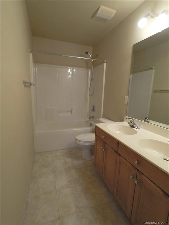 10613 Hellebore Road Charlotte, NC 28213 - Photo 23 of 31