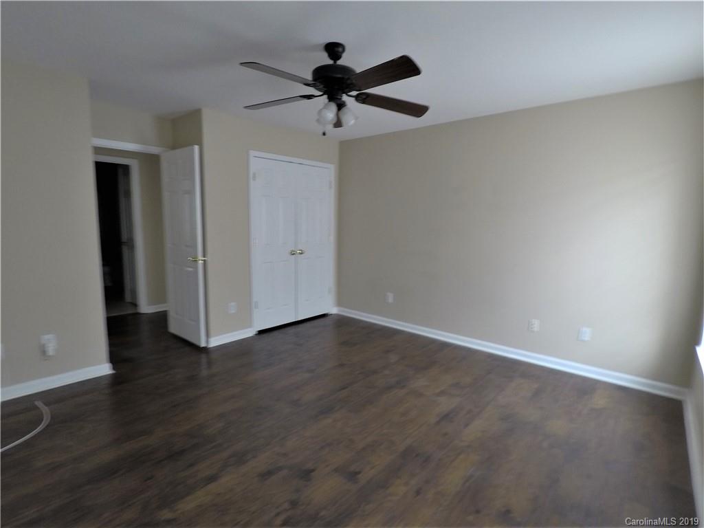 10613 Hellebore Road Charlotte, NC 28213 - Photo 25 of 31