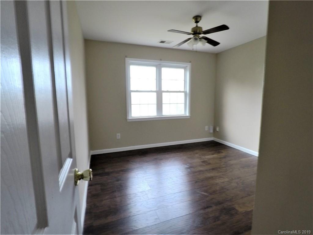 10613 Hellebore Road Charlotte, NC 28213 - Photo 26 of 31