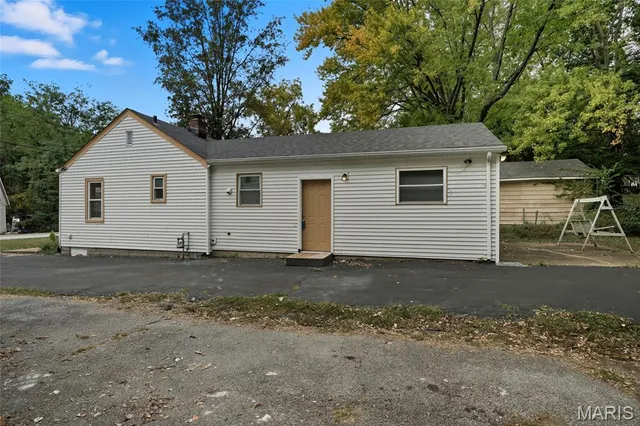 $99,000 | 135 Grether Avenue, St. Louis, MO 63135