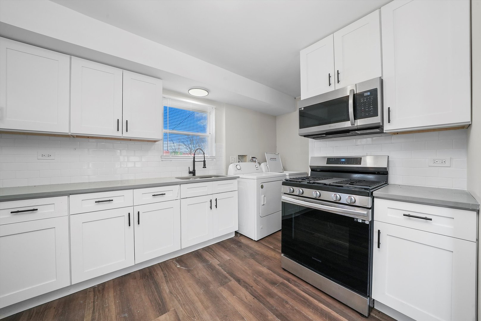 30 Apache Street Park Forest, IL 60466 - Photo 9 of 24