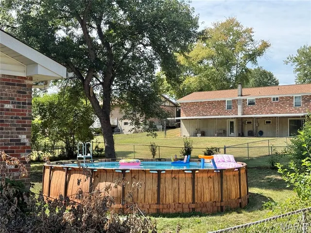 $295,000 | 5823 Mayberry Drive, Imperial, MO 63052